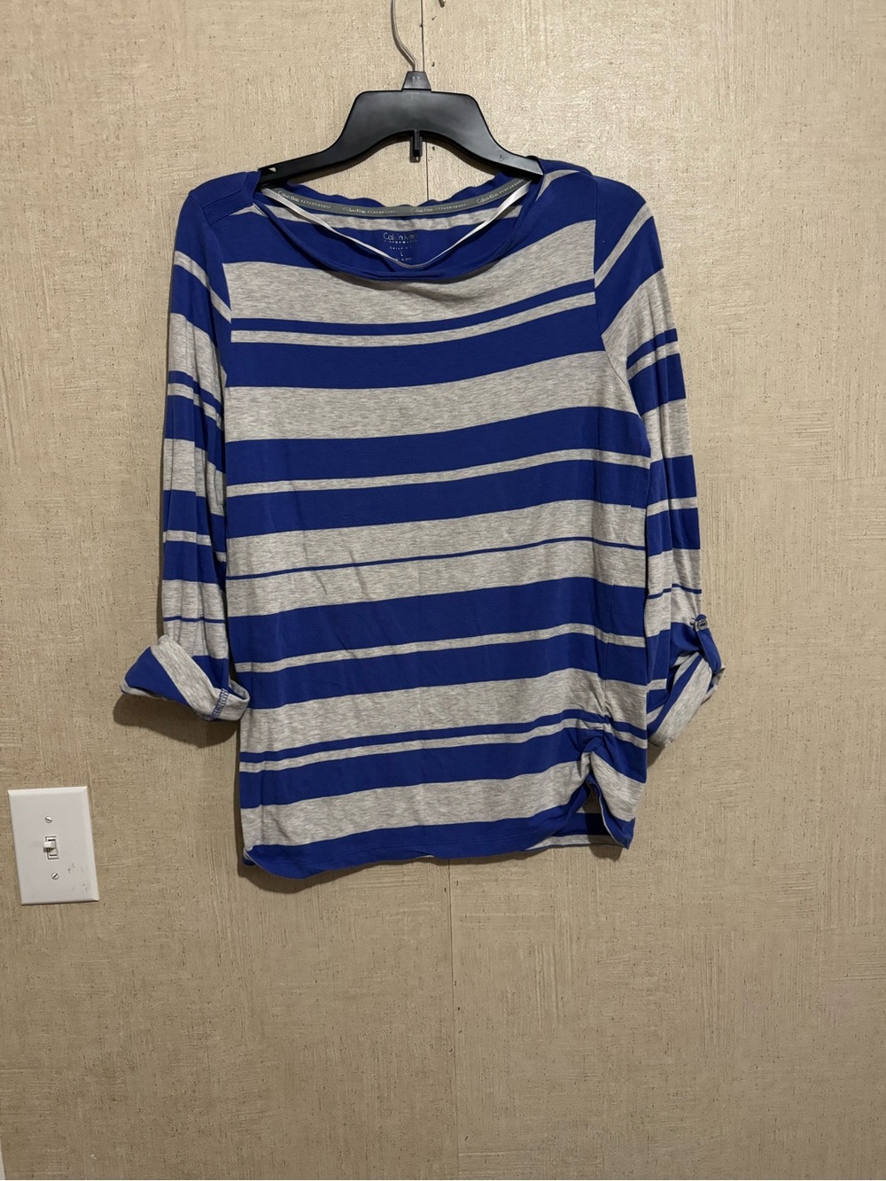 Calvin Klein women’s performance 3/4 sleeve top